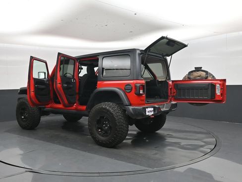 Used 2020 Jeep Wrangler Unlimited Rubicon AWD/4WD image 49
