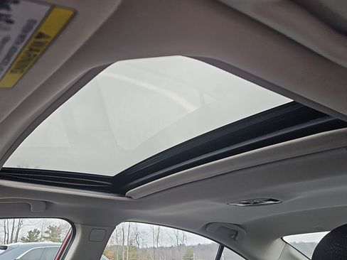 Used 2019 Subaru Legacy 2.5i Premium image 8