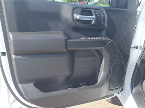 New 2026 Chevrolet Silverado 1500 Custom image 12