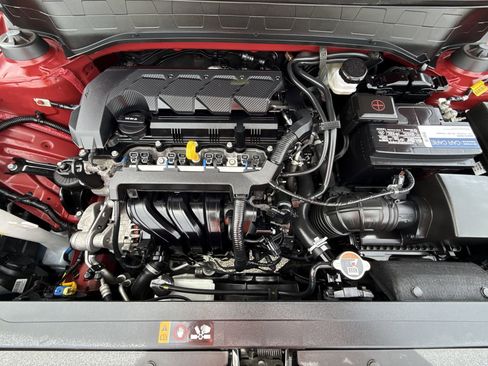 Used 2024 Hyundai Venue SEL FWD image 18