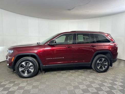 Used 2022 Jeep Grand Cherokee Limited 4xe w/ MOPAR Finishing Package image 6