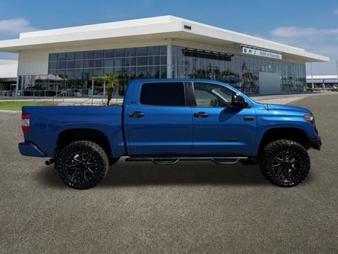 Used 2018 Toyota Tundra SR5 w/ SR5 Upgrade Package RWD image 12