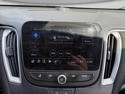 Used 2023 Chevrolet Malibu LT FWD image 27