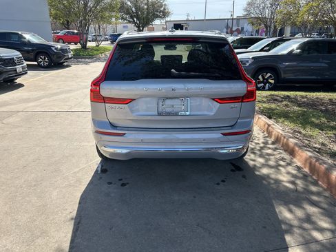 Used 2023 Volvo XC60 B5 Plus w/ Protection Package Premier image 4
