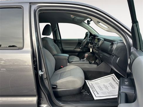 Used 2021 Toyota Tacoma SR image 15