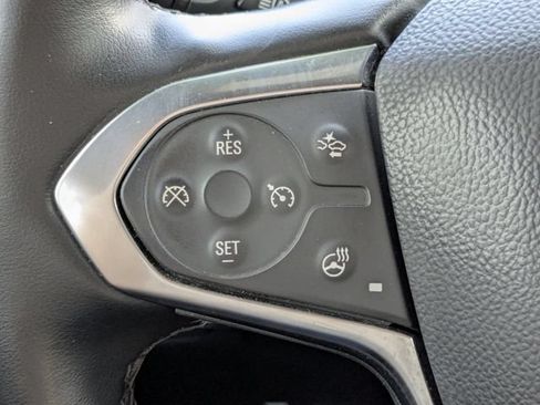 Used 2023 Chevrolet Traverse Premier w/ Redline Edition FWD image 39