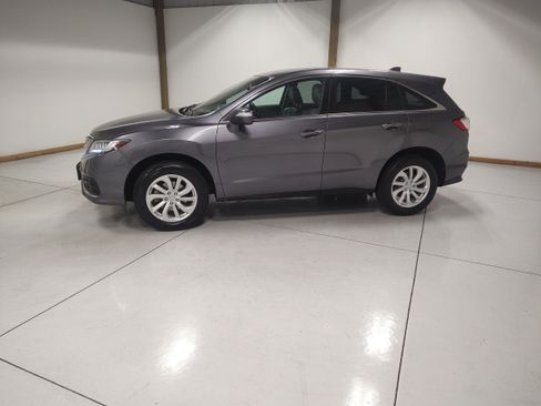 Used 2017 Acura RDX w/ Technology Package AWD/4WD image 4