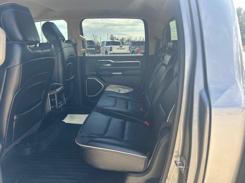 Used 2020 RAM 1500 Laramie AWD/4WD image 11