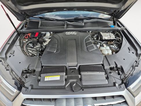 Used 2017 Audi Q7 3.0T Premium Plus w/ Premium Plus Package image 32