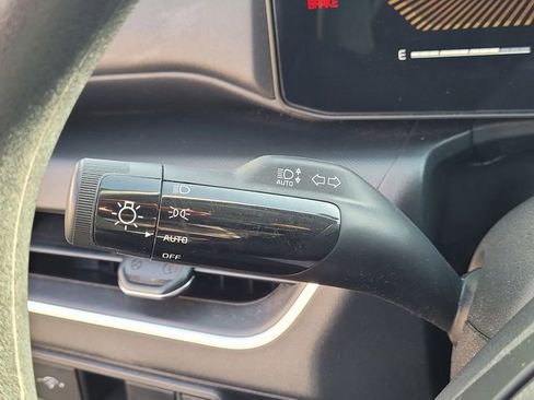 Used 2025 Kia K4 FWD image 16