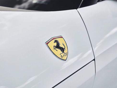 Used 2025 Ferrari 12Cilindri RWD image 10
