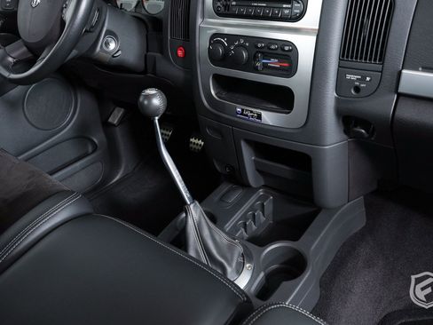 Used 2004 Dodge Ram 1500 Truck 2WD Regular Cab image 34