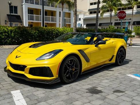 Used 2019 Chevrolet Corvette ZR1 RWD image 9