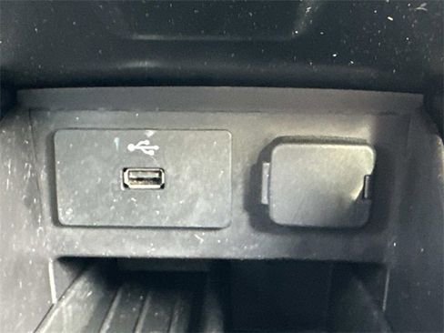 Used 2016 Ford Explorer FWD image 23