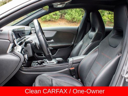 Used 2022 Mercedes-Benz CLA 250 4MATIC image 11
