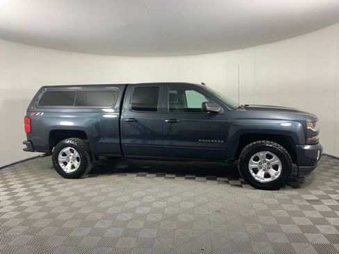 Used 2018 Chevrolet Silverado 1500 LT w/ All Star Edition AWD/4WD image 2