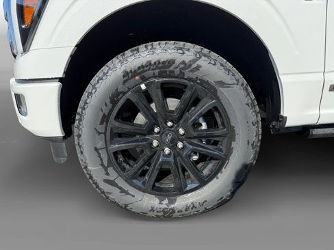 New 2025 Ford F150 Platinum w/ Equipment Group 702A High image 9