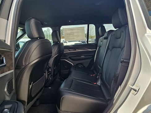 New 2026 Jeep Grand Cherokee Limited AWD/4WD image 23