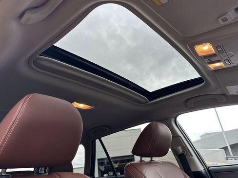 Used 2019 Subaru Outback 3.6R Touring w/ Popular Package #3A image 21