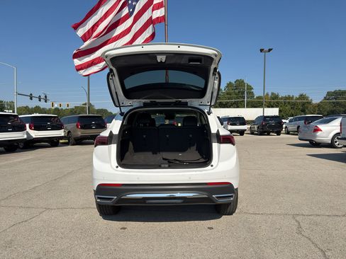 Used 2024 Buick Envision Preferred AWD/4WD image 18