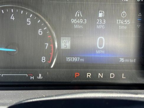Used 2022 Ford Explorer XLT w/ Equipment Group 202A AWD/4WD image 18