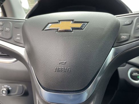 Used 2024 Chevrolet Equinox LT w/ Driver Convenience Package image 18