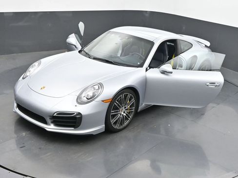 Used 2014 Porsche 911 Turbo S w/ Light Design Package image 57