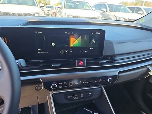 New 2026 Kia Carnival LXS image 22