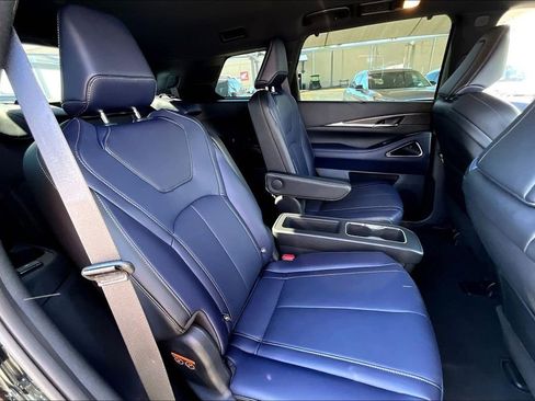 Certified 2026 INFINITI QX60 Sport image 40