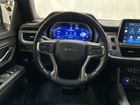 Used 2022 Chevrolet Tahoe Z71 w/ Luxury Package AWD/4WD image 15
