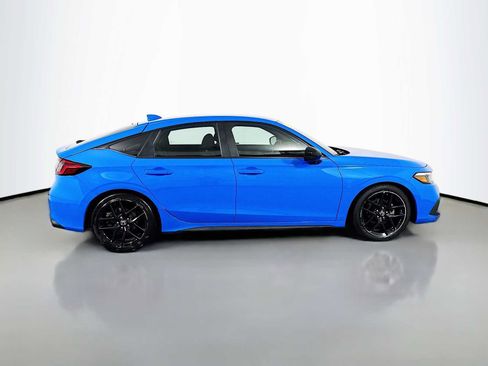 Used 2023 Honda Civic Sport image 8