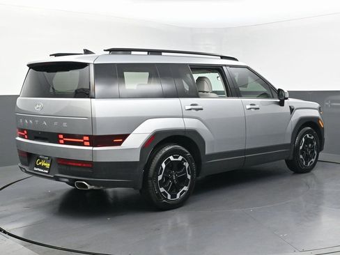 Used 2024 Hyundai Santa Fe SEL image 5