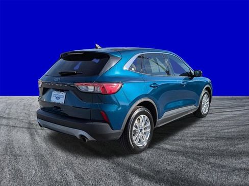 Used 2020 Ford Escape SE image 4