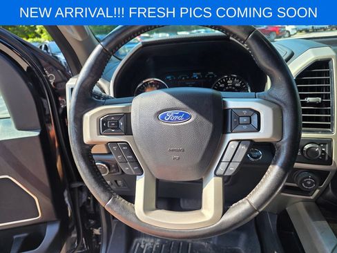 Used 2019 Ford F150 Lariat w/ Trailer Tow Package AWD/4WD image 11