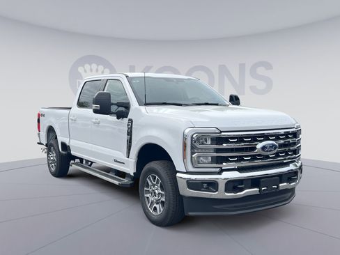 New 2026 Ford F350 Lariat AWD/4WD image 2