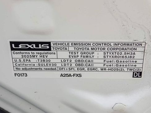 Used 2025 Lexus RX 350h w/ Convenience Package AWD/4WD image 30