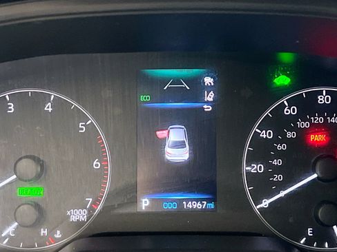 Used 2025 Toyota Corolla LE image 23