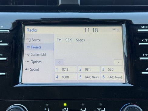 Certified 2019 Toyota Camry LE image 25