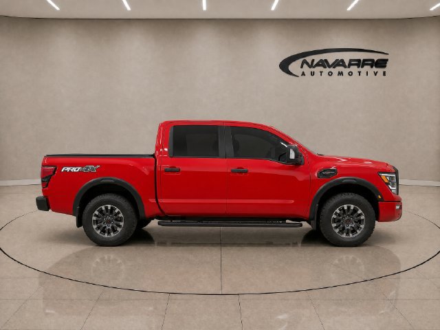 Used 2022 Nissan Titan PRO-4X AWD/4WD image 10
