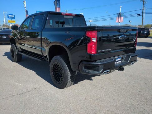 Used 2025 Chevrolet Silverado 1500 LT Trail Boss w/ Convenience Package II image 6
