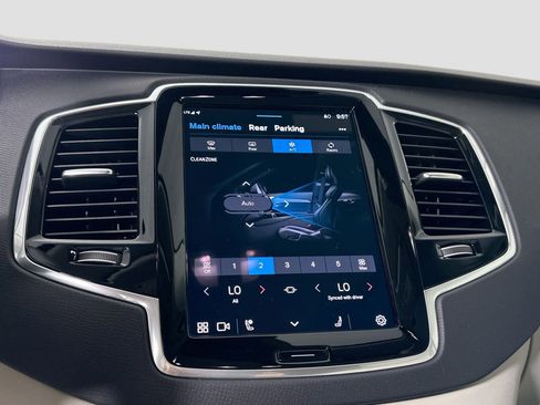 New 2025 Volvo XC90 T8 Plus w/ Protection Package Premier image 24