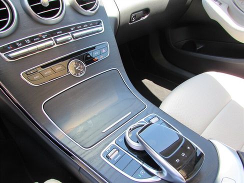 Used 2016 Mercedes-Benz C 300 Sedan image 17