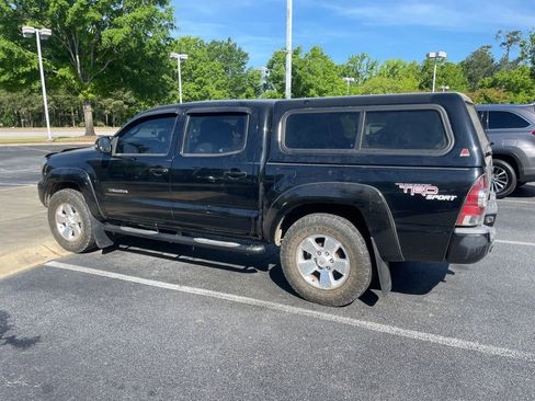 Used 2013 Toyota Tacoma 4x4 Double Cab w/ TRD Sport Pkg image 3