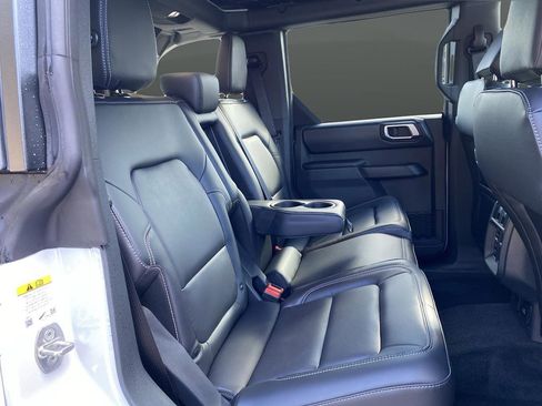 New 2026 Ford Bronco Outer Banks w/ Sasquatch Package AWD/4WD image 42