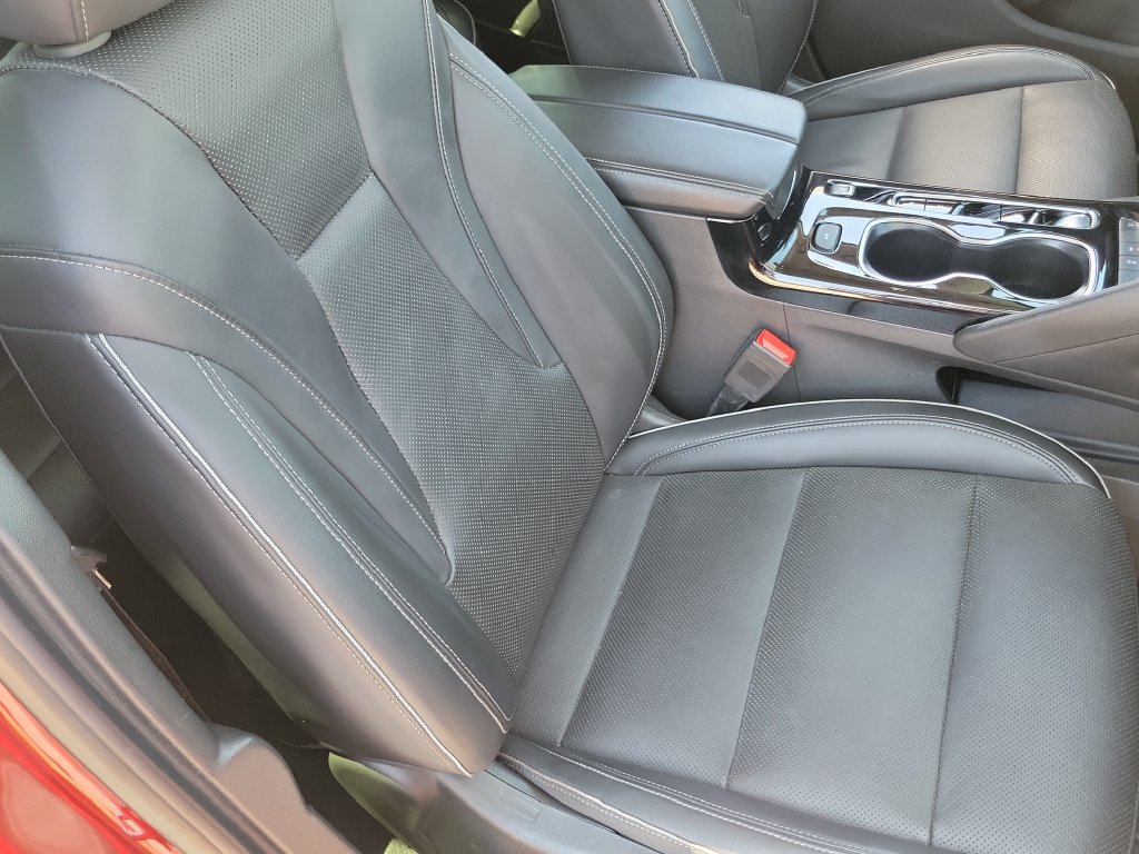 Used 2023 Buick Envision Essence FWD image 22