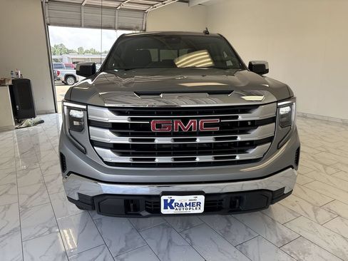 New 2026 GMC Sierra 1500 SLE w/ Preferred Package AWD/4WD image 3