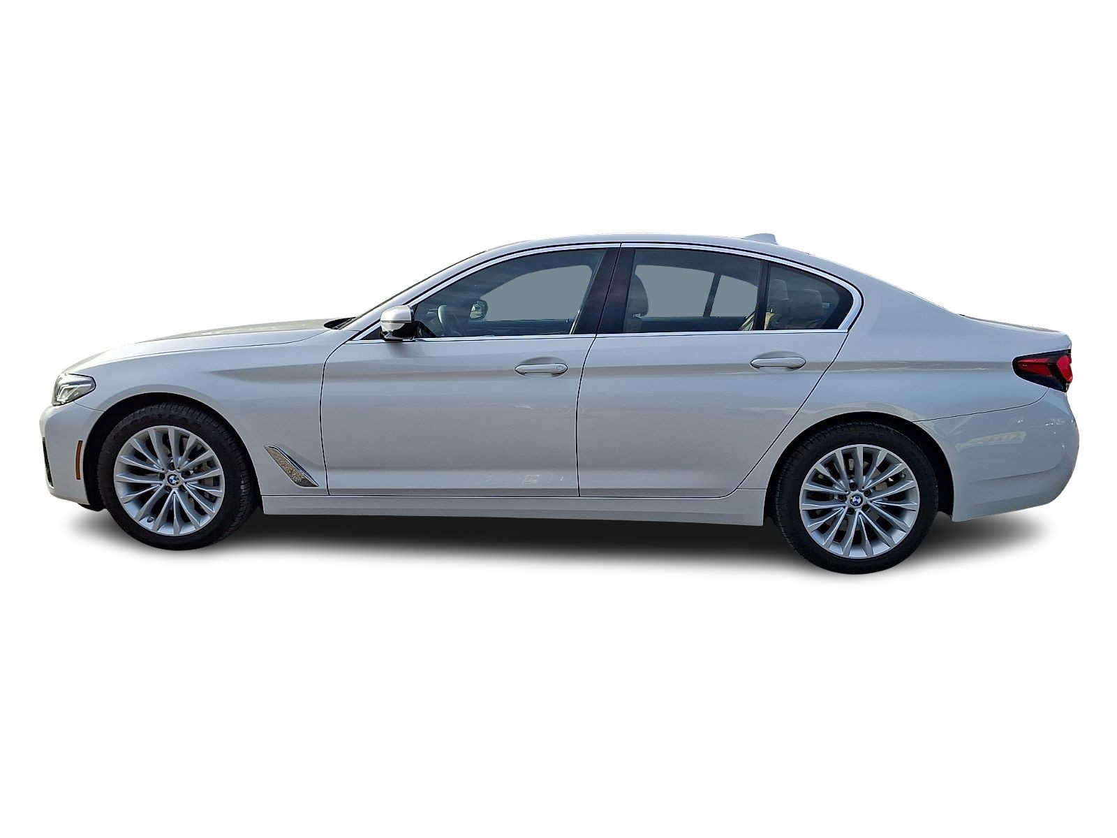 Used 2023 BMW 530i xDrive w/ Premium Package AWD/4WD image 3