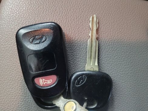 Used 2018 Hyundai Elantra SE w/ SE Connectivity Package 04 image 32