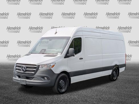 New 2025 Mercedes-Benz Sprinter 2500 image 5