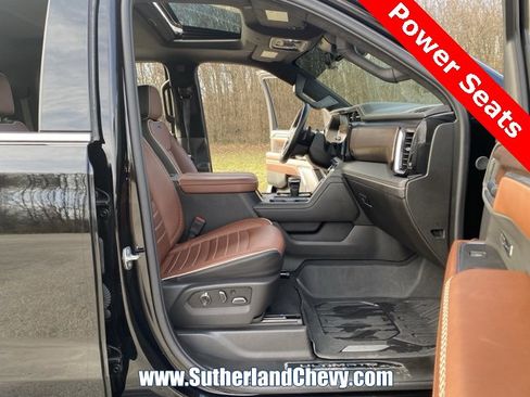 Certified 2025 GMC Sierra 1500 Denali Ultimate image 26